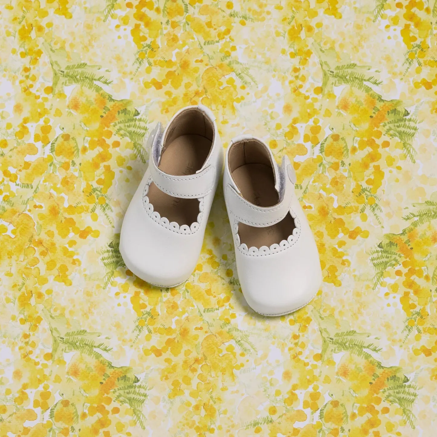 Infant Mary Janes - White