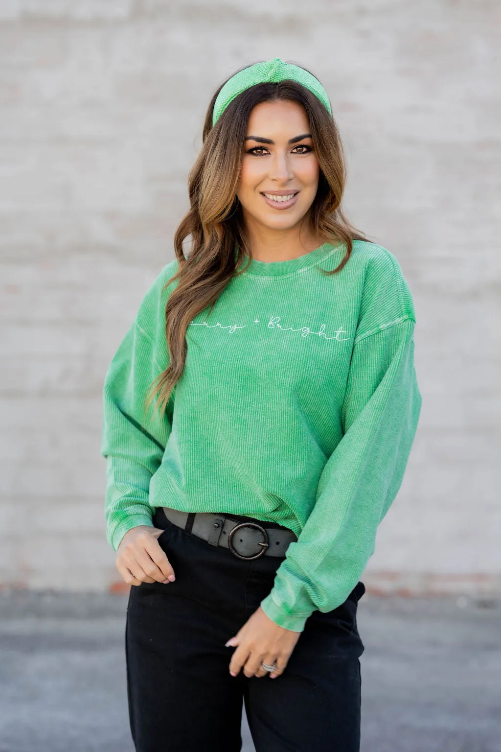 Thin Cursive Merry & Bright Ribbed Graphic Crewneck